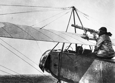 Flugzeugschütze während der Schlacht an der Marne, 1915 von French School